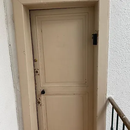 Apartment 20 M2 Meuble A 50 M De La Gare *