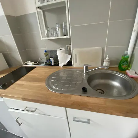 Apartment 20 M2 Meuble A 50 M De La Gare