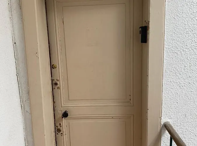 公寓 20 M2 Meuble A 50 M De La Gare *